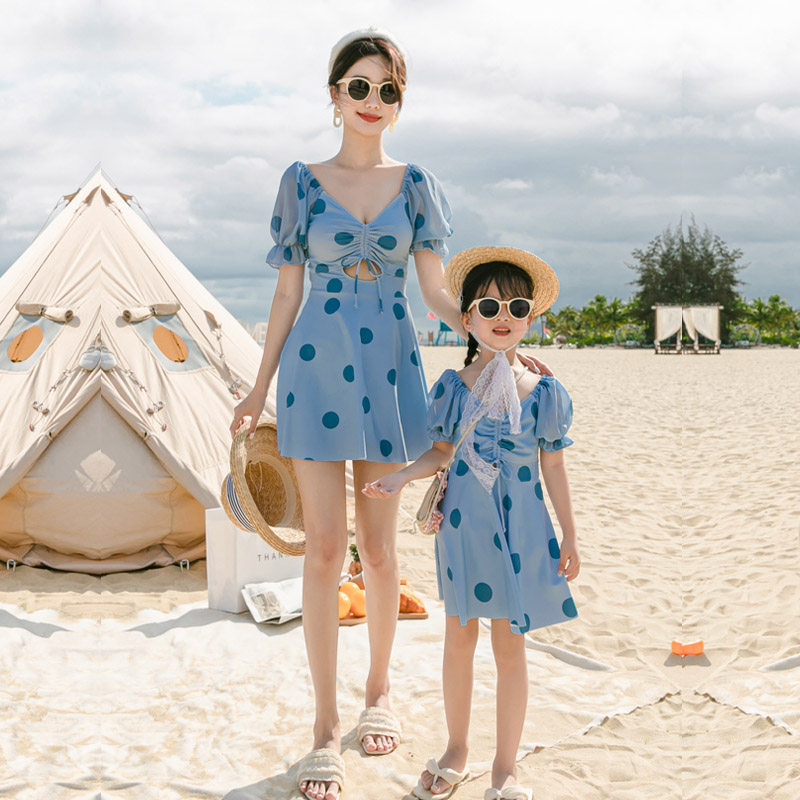 亲子泳衣女母女连体裙式平角保守显瘦可爱儿童泳衣温泉亲子泳装,运动/瑜伽/健身/球迷用品,亲子家庭装,淘宝优惠券,粉丝福利购,淘宝优惠卷