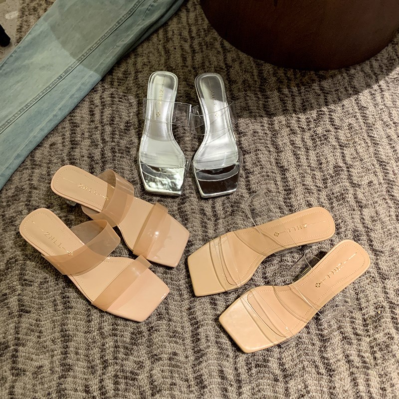 宽胖脚大码女鞋41一43夏外穿时尚透明带高跟凉拖女2024新款一字拖
