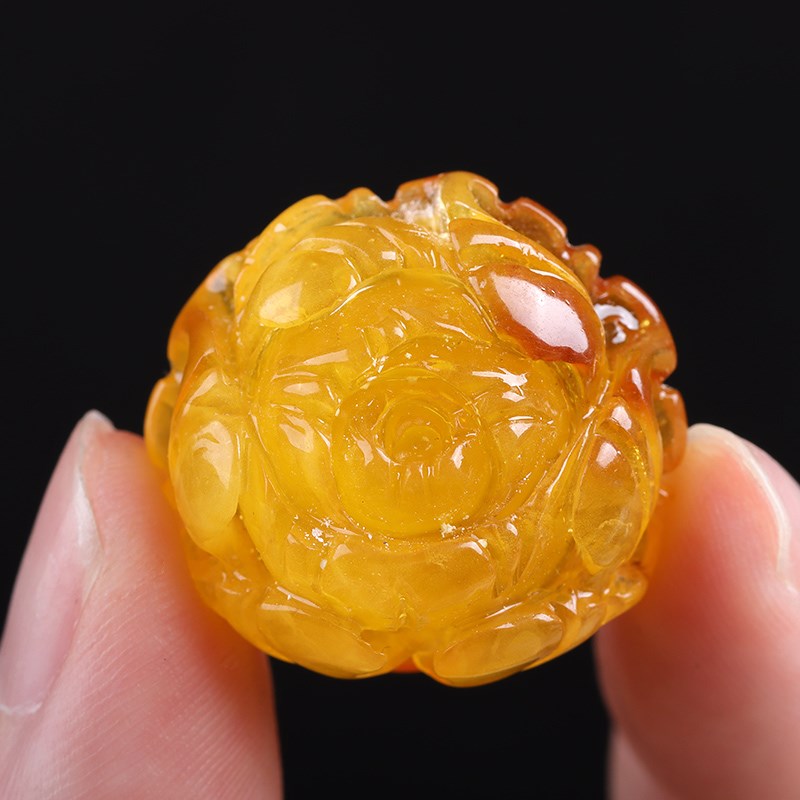 现货天然琥珀蜜蜡金珀牡玫瑰花莲蓬树叶祥云吊坠挂件U手链文玩diy