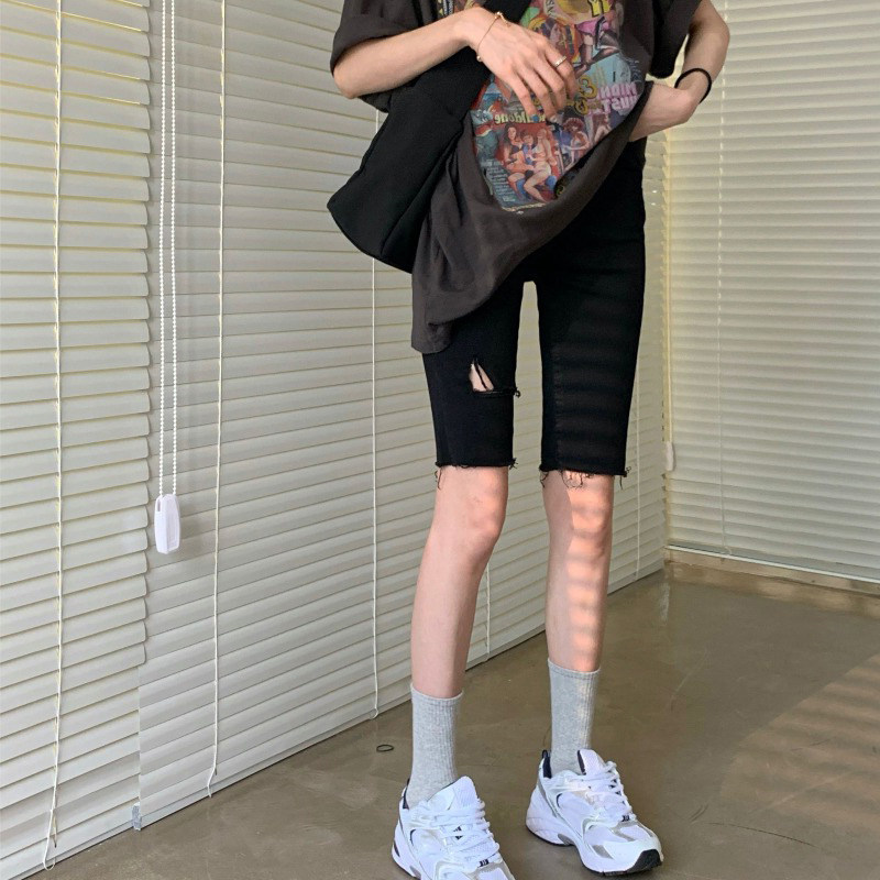 孕妇牛仔短裤夏季薄款外穿黑色紧身破洞五分裤春夏时尚款骑行裤子