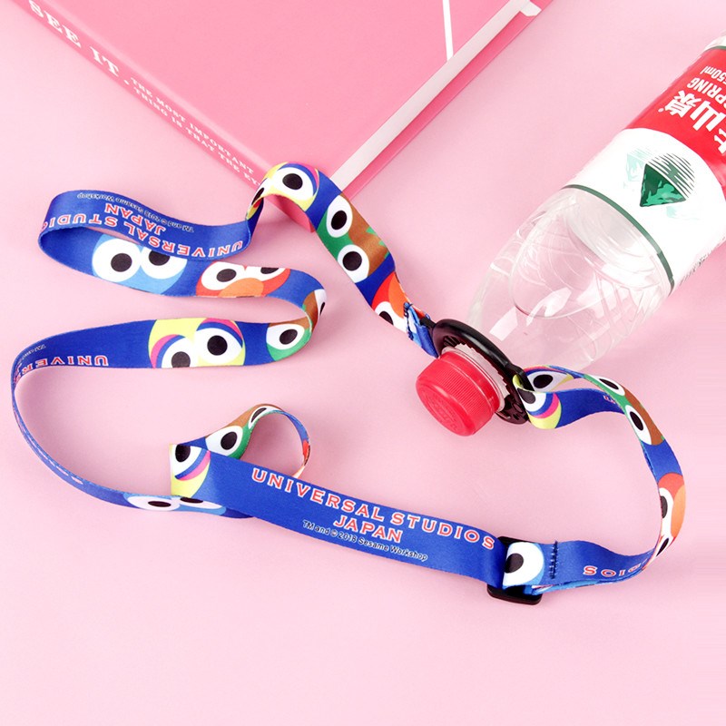 饮料瓶背带绳儿童便携可斜挎矿泉水瓶挂绳户外旅游袋子杯背水新款
