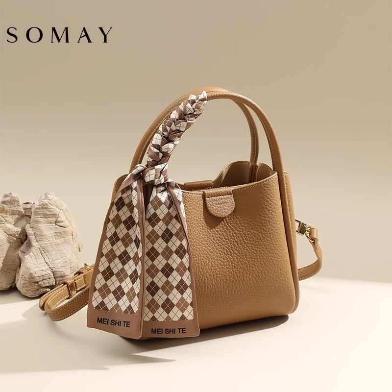 水桶包包女式2024新款秋冬百搭单肩斜挎包小众通勤手提包腋下女包,箱包皮具/热销女包/男包,水桶包,淘宝优惠券,粉丝福利购,淘宝优惠卷