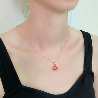 桃之夭夭项链女秋i季桃花轻奢小众高级气质设计感2023年新款锁骨