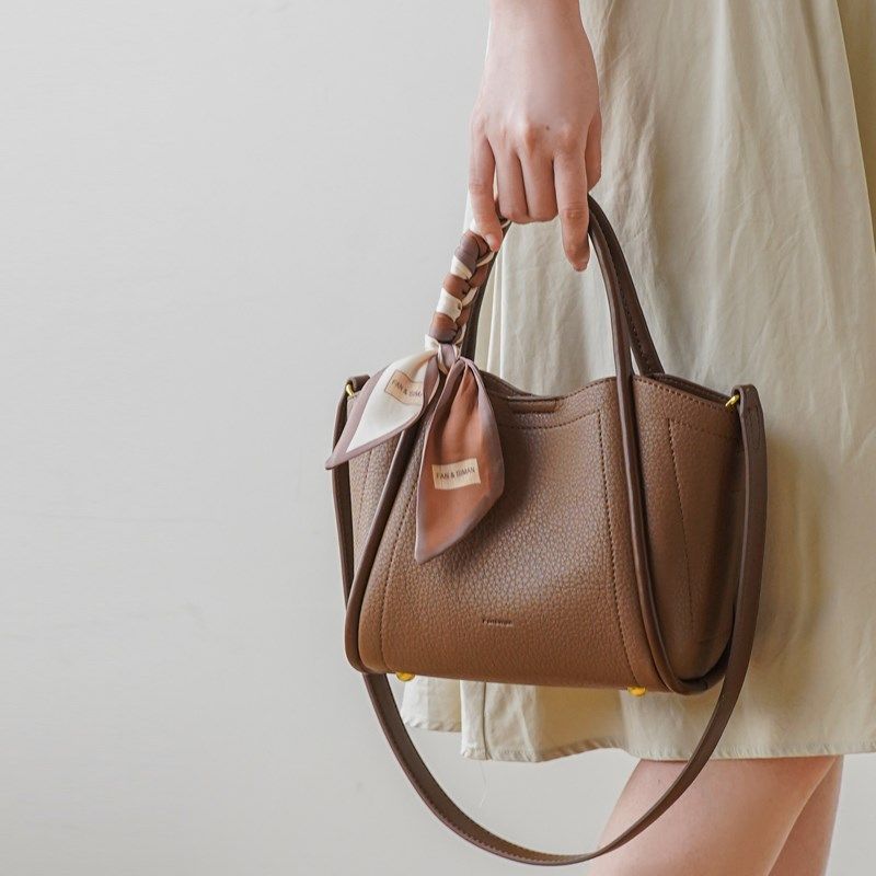 水桶包包女2024新款小众质感菜篮子手提包大容量休闲单肩斜挎女包,箱包皮具/热销女包/男包,水桶包,淘宝优惠券,粉丝福利购,淘宝优惠卷