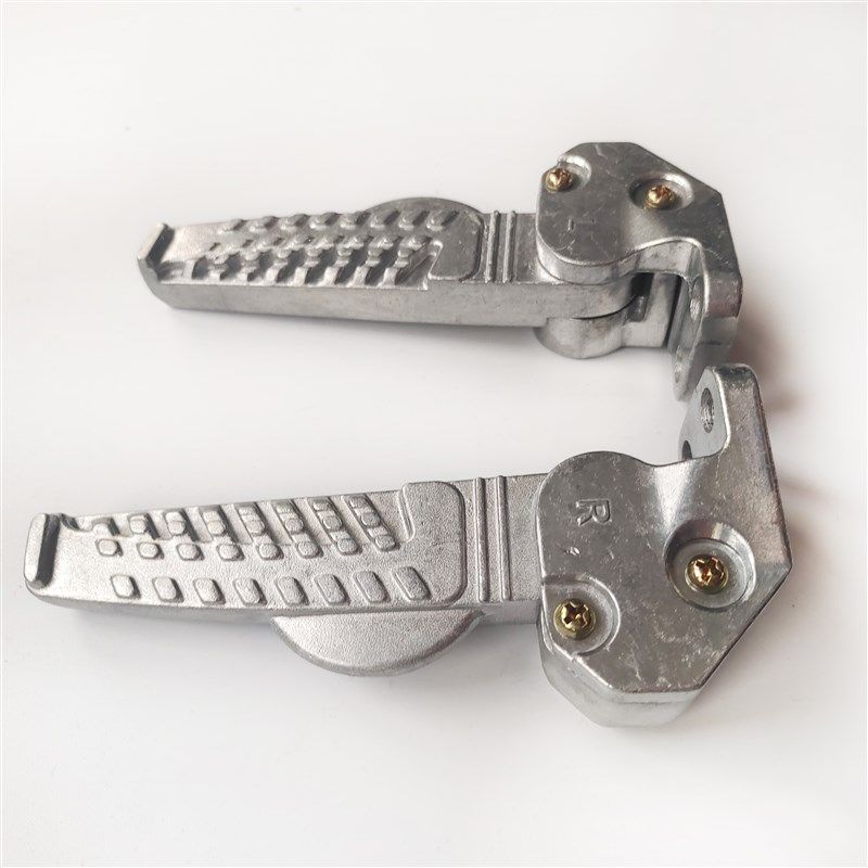 搁脚配件摩托车三阳三代目脚蹬林海极光战鹰后脚踏劲战smax鸿途后