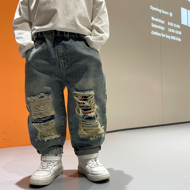 男童破洞牛仔长裤秋款2024新款儿童帅气国潮水洗束脚裤子洋气百搭