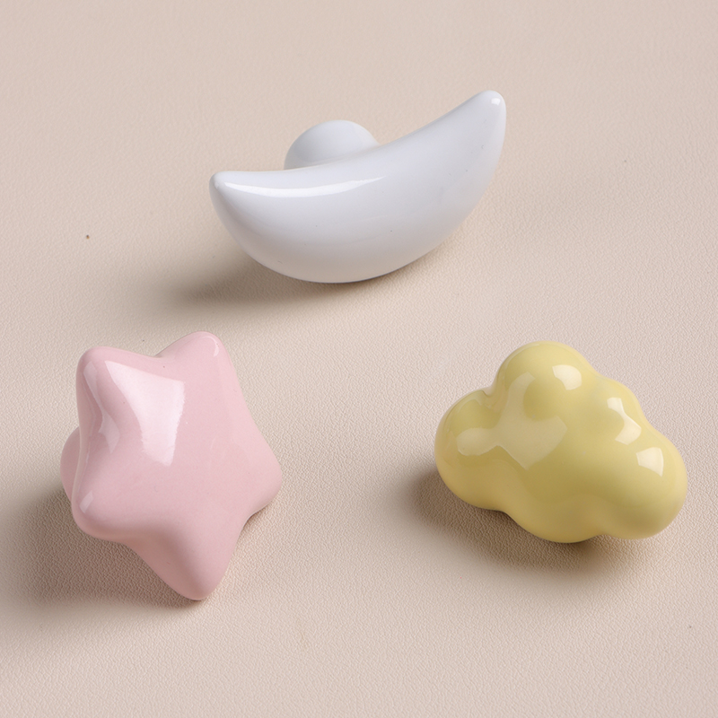 创意云朵衣柜g挂钩柜子柜门侧面包包衣服装饰挂衣钩无痕粘贴免打