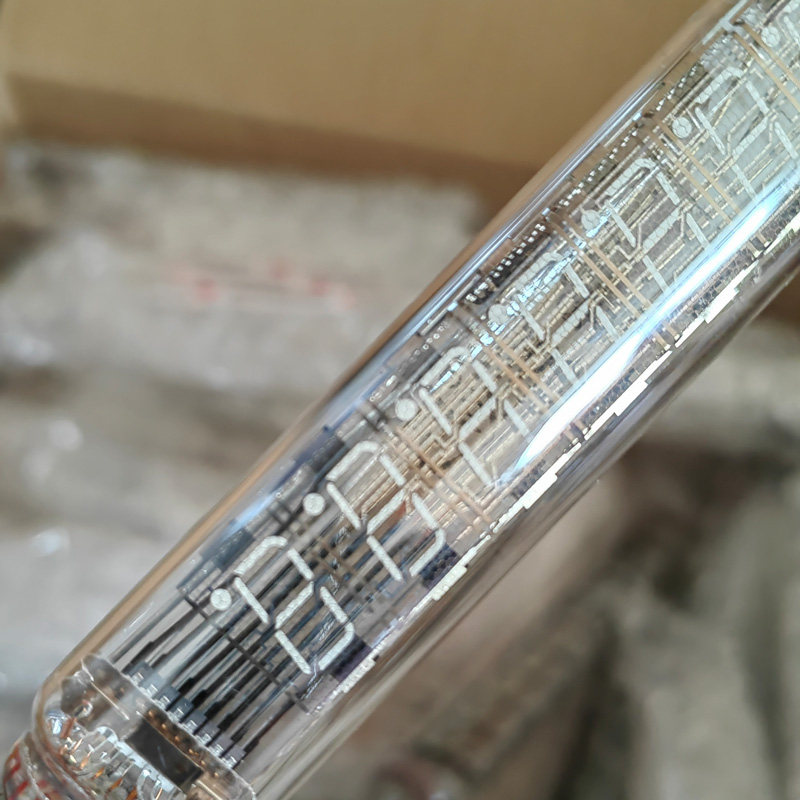 俄罗斯进口iv18辉光数码管iv27工业风复古朋克电子管荧光管时钟怎么样,好用不?