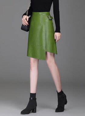 红色皮裙半身裙女短裙秋冬2023新款高腰L不规则a字裙设计感半步裙