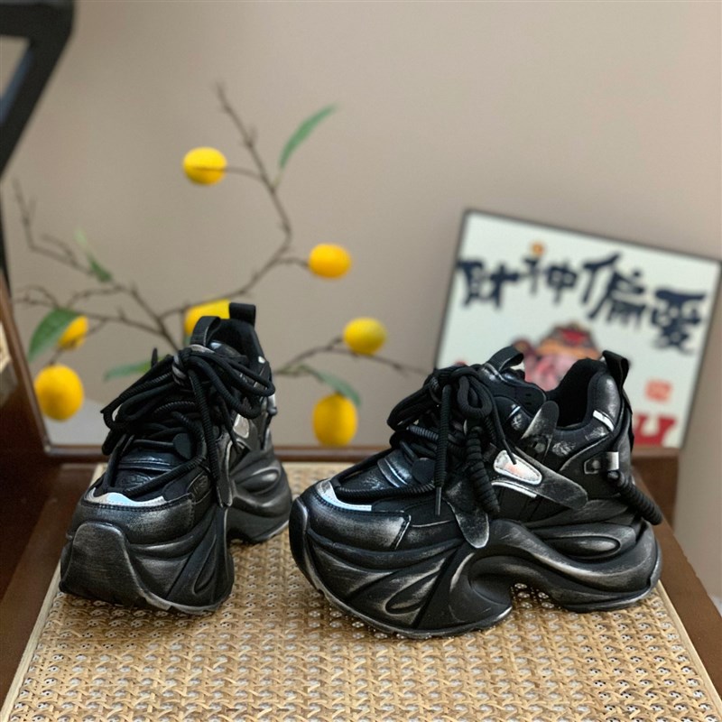 9cm内增高小个子真皮老爹鞋女2025春秋超高跟怀旧复古擦色运动鞋