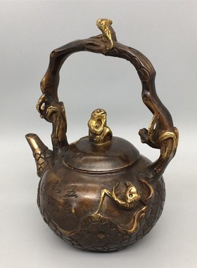 仿古纯铜猴子提梁壶摆件五猴提壶水壶鎏金工艺纯铜摆件酒壶工艺品