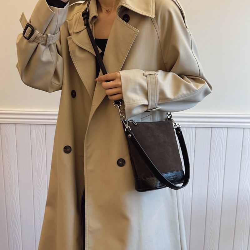 超火小包包女式2025新款洋气小众磨砂腋下水桶小包百搭单肩斜挎包,箱包皮具/热销女包/男包,通用款女包,淘宝优惠券,粉丝福利购,淘宝优惠卷
