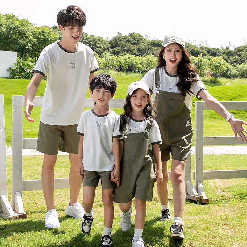 热销亲子装2024新款夏天一家三口四口全家装母女母子洋气背带套装