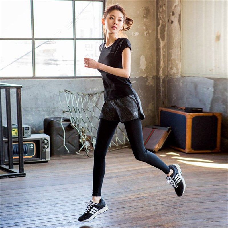 夏季健身房运动服女胖mm大码瑜伽跑步速干衣短袖假两件裤套装显瘦,运动/瑜伽/健身/球迷用品,瑜伽中/短裤,淘宝优惠券,粉丝福利购,淘宝优惠卷