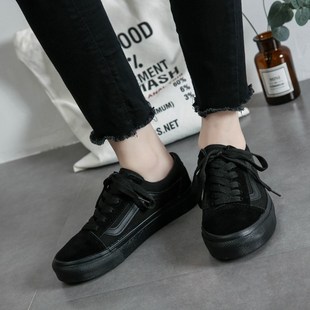 板鞋全黑色帆布鞋男女鞋子低帮经典滑板鞋韩版学生百搭工作休闲鞋