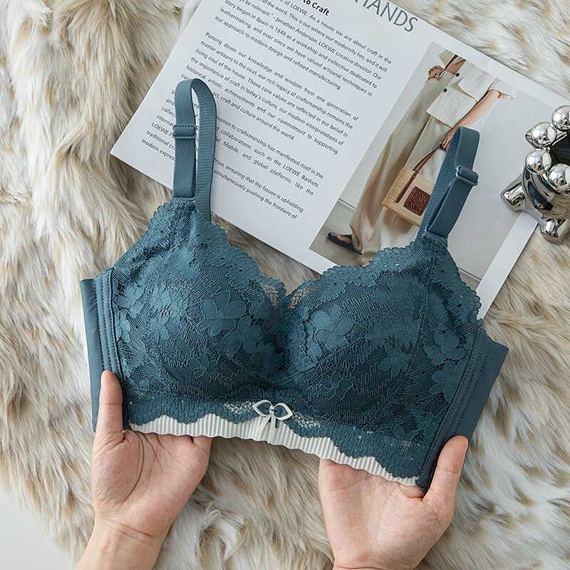 小胸聚拢显大 蕾丝超厚6CM内衣女加厚无钢圈上托手掌杯文胸调整型