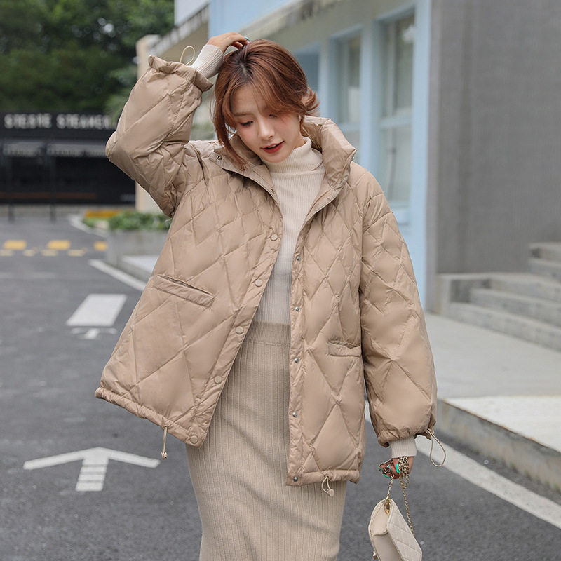 240斤特大码轻薄羽绒服女秋冬2021年新款200O胖mm短款显瘦立领外