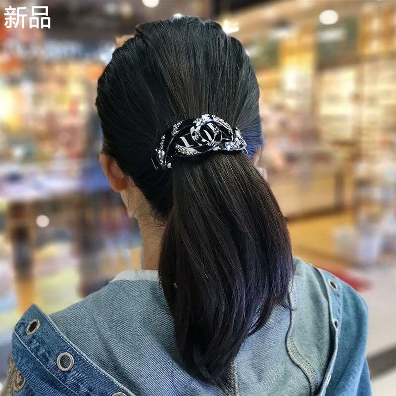 大号盘发马尾夹发夹后脑勺弹簧款夹顶夹妈妈镶钻横夹发卡新品