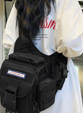 工装斜挎包男女户外大鞍包腰包摄影包超级鞍袋多功能战术单肩包潮