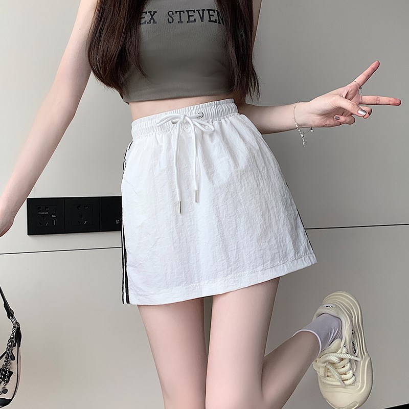 条纹工装半d身裙女夏季新款设计感小众a字裙裤防走光高腰显瘦短裙