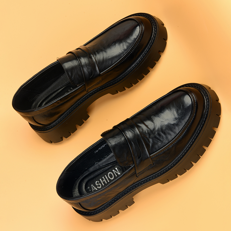 2023新款皮鞋男厚底圆头增高一脚蹬港风通勤休闲高级感大头德比鞋