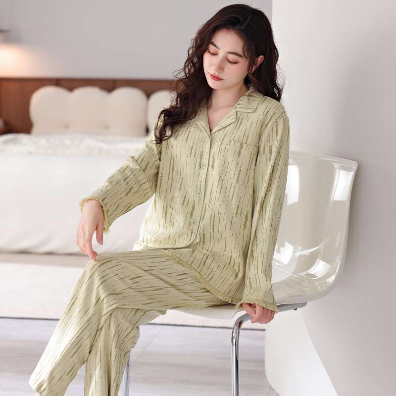 睡衣女士春秋款长袖女款秋季薄款秋冬大码开衫中年妈妈家居服