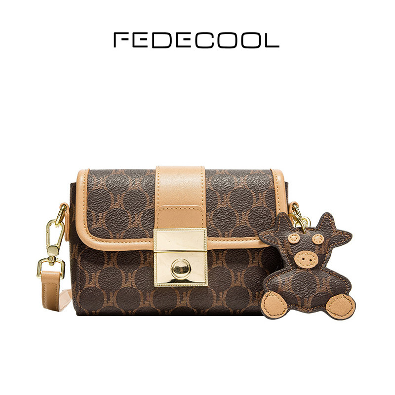 新款豆腐包小方包包女百搭时尚斜挎包潮撞色印花单肩包简约女士包