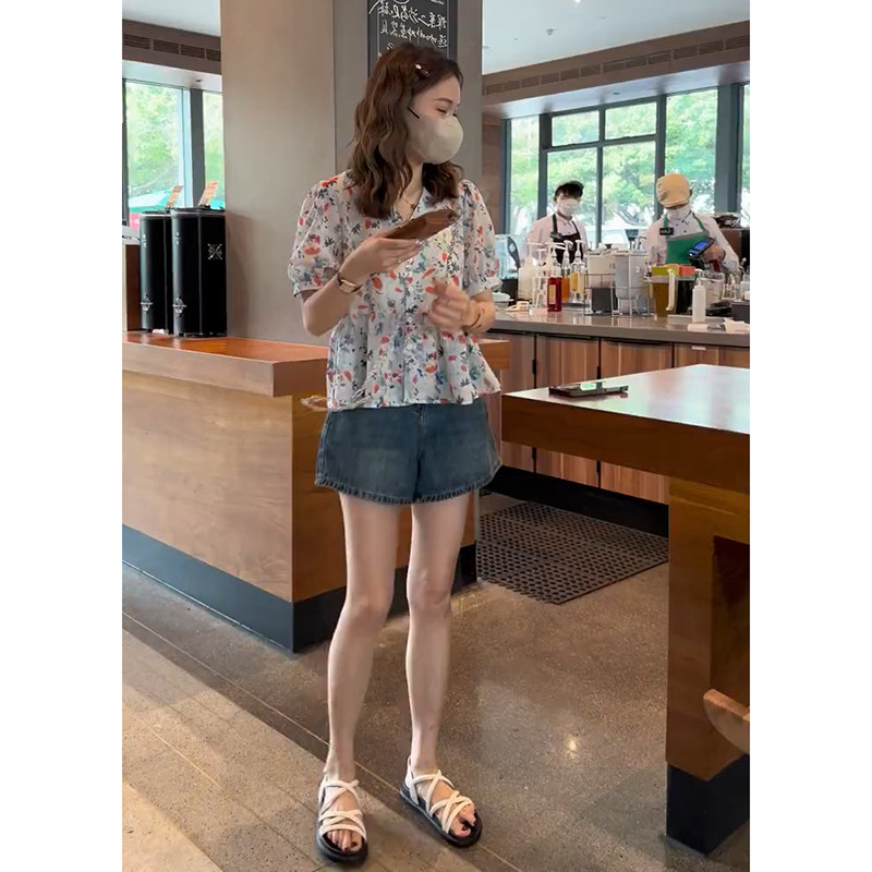 轻熟法式小众遮肚子小清新娃娃衫上衣碎花泡泡袖短袖衬衫女士夏款