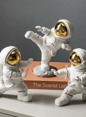 家居软装饰品家里客厅酒柜太空人宇航员摆件小新房办公室书柜书架