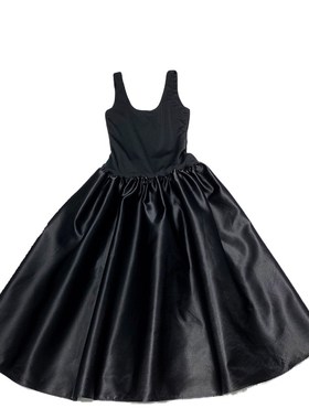 CCA高级感黑色亮面蓬蓬裙显瘦背心裙拼接连衣裙气质内搭吊带长裙