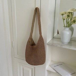 韩版简约斜挎草编包 新款百搭单肩草包编织包度假沙滩包纯色女包