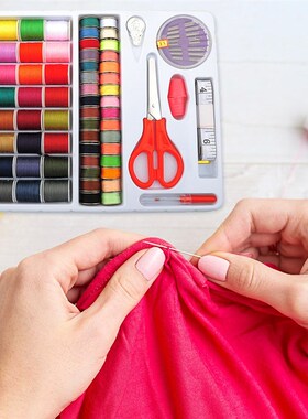 32 Colors Sewing Threads Kit Sewing Needles Box Durable Stur