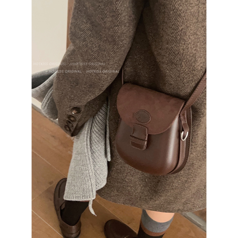 韩国复古马鞍包包女秋冬2023新款单肩包高级感小众百搭时尚斜挎包