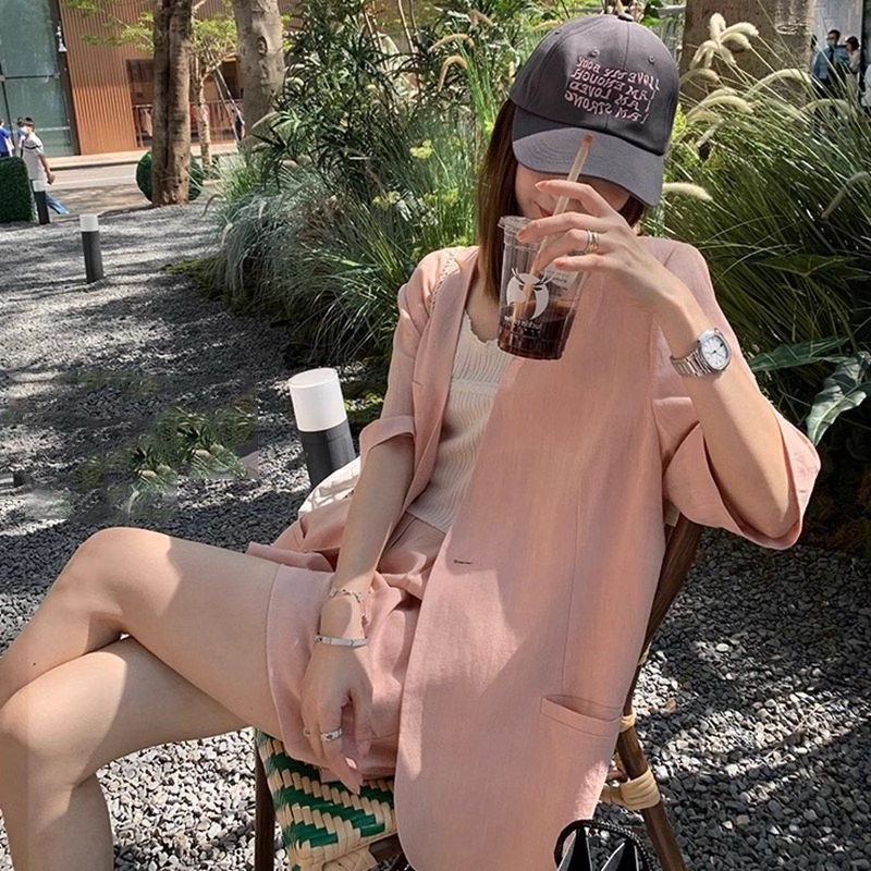 胖MM法式高级感薄款西装外套女夏季大码宽松短袖休闲慵懒风西服30