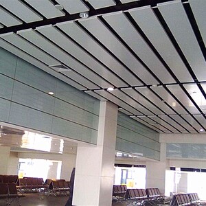 工厂销木纹铝幕墙冲孔雕s花包柱空调罩门头铝蜂窝外墙镂空吊顶铝
