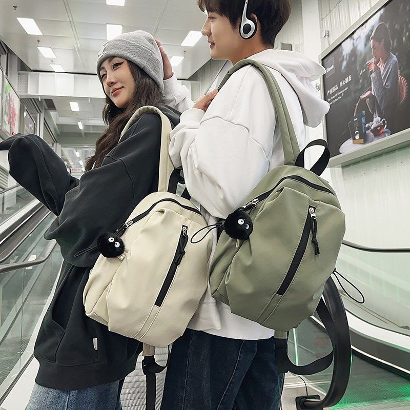 小型轻便简约双肩包女2024新款时尚登山包男休闲旅游户外小号背包