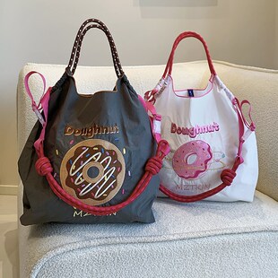 新款日系梦幻甜甜圈刺绣购物袋百搭时尚尼龙环保袋单肩斜挎帆布包