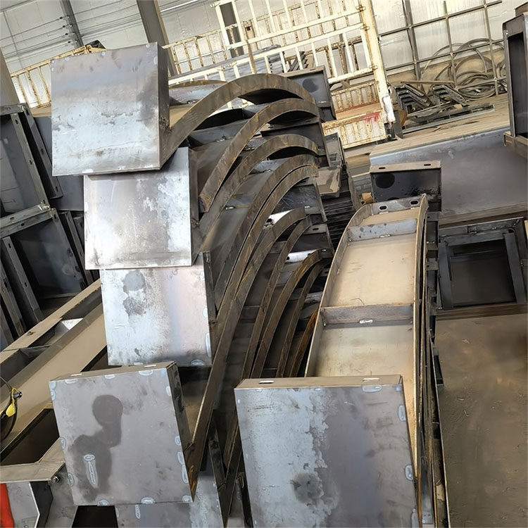 拱形骨架水泥护坡模具 校接式路基拱圈模具 坡道山体水泥砖钢模板