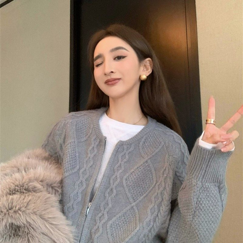 韩版麻花针织套装女冬季2024新款藏蓝色气质毛衣高腰半身裙两件套