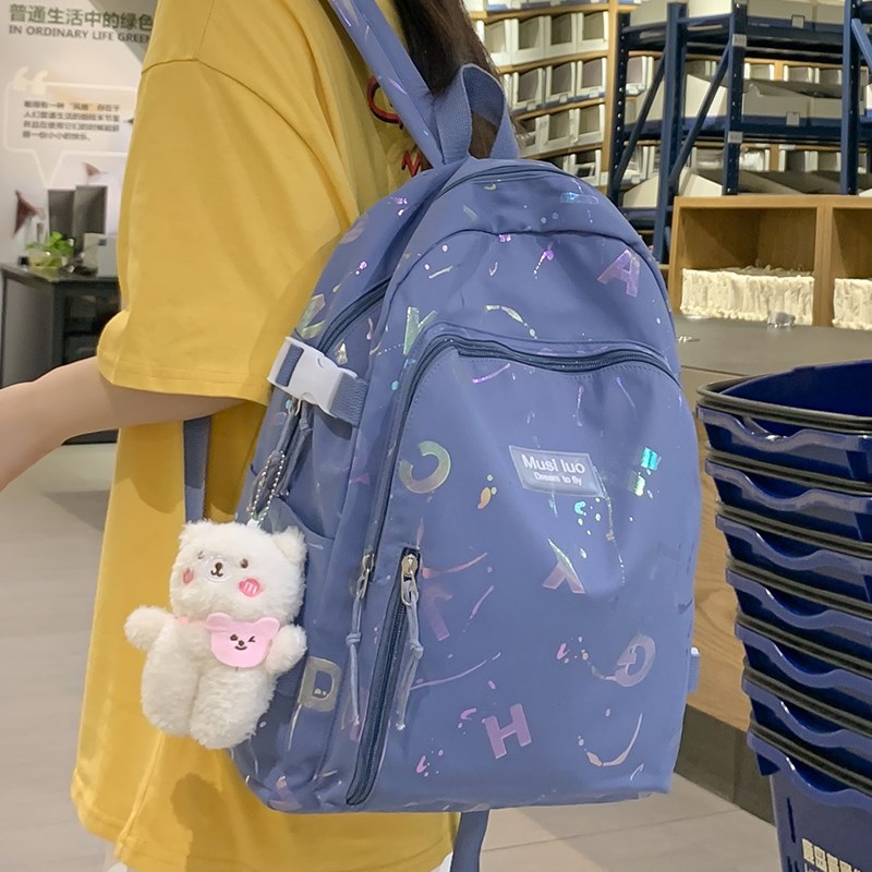 双肩包女2024新款时尚女士书包大学生旅游轻便旅行小众设计感背包