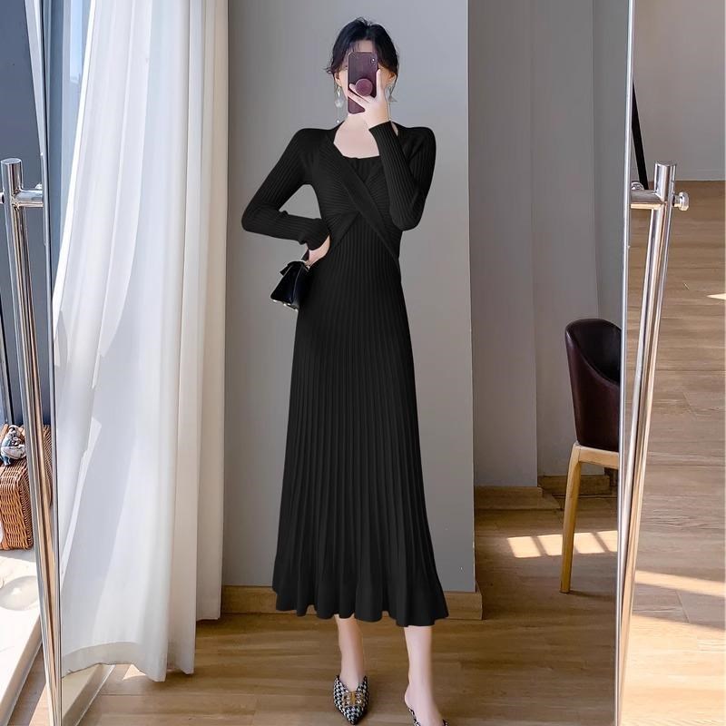 法式针织连衣裙女2024秋冬新款高级感气质收腰长袖内搭鱼尾包臀裙