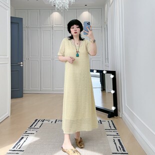 女装 气质甜美显瘦蕾丝连衣裙大码 200斤胖mm肌理感简约宽松潮A字裙