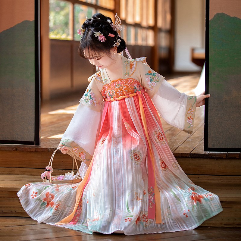 2024春秋汉服女童改良刺绣襦裙儿童新K中式古装唐装超仙连衣裙