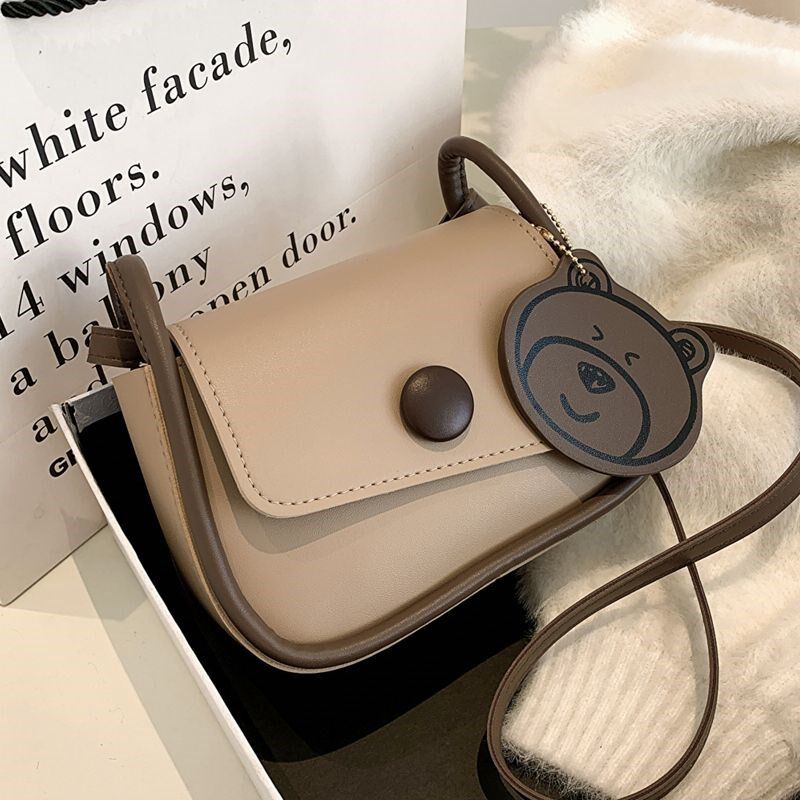 网红爆款包包女2024新款女包夏季斜挎包韩系小挎包小包百搭小个子