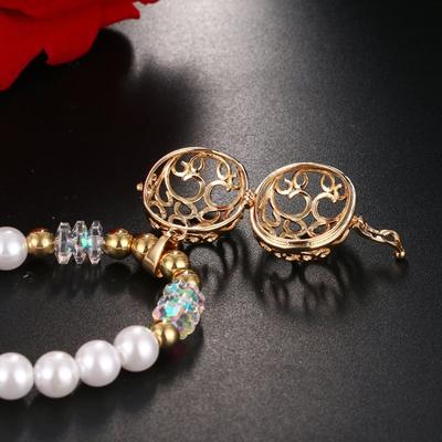 推荐Vintage oval pearl color snowflake crystal aromatherapy