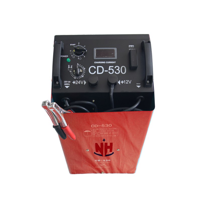 CD-530铁壳厂家直销12u/24V汽车电瓶充电器智能修复应急启动电源