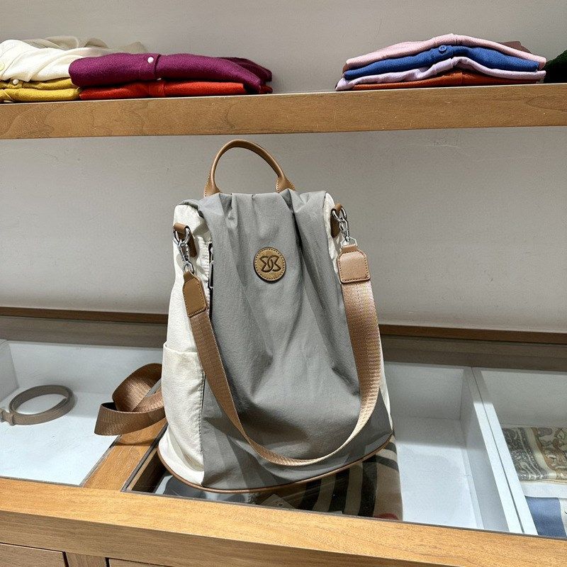 防盗双肩包女牛津布轻便旅游书包大容量单肩双肩两用女士背包