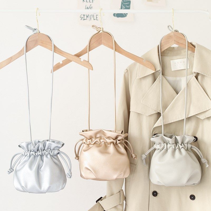 新款韩版质感逛街小挎包百搭抽绳水桶包网红褶皱软皮单肩斜挎包女,箱包皮具/热销女包/男包,水桶包,淘宝优惠券,粉丝福利购,淘宝优惠卷