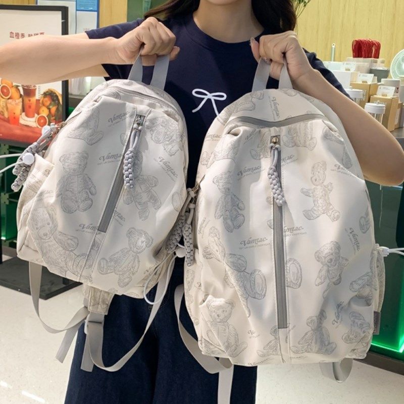 小背包女双肩2024新款可爱迷你韩系轻便旅游儿童百搭带作业小书包