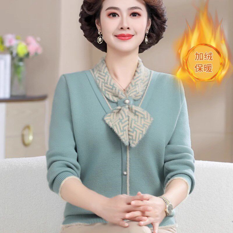 一体绒妈妈冬装加绒加厚毛衣保暖中年新款上衣中T老年秋冬打底衫
